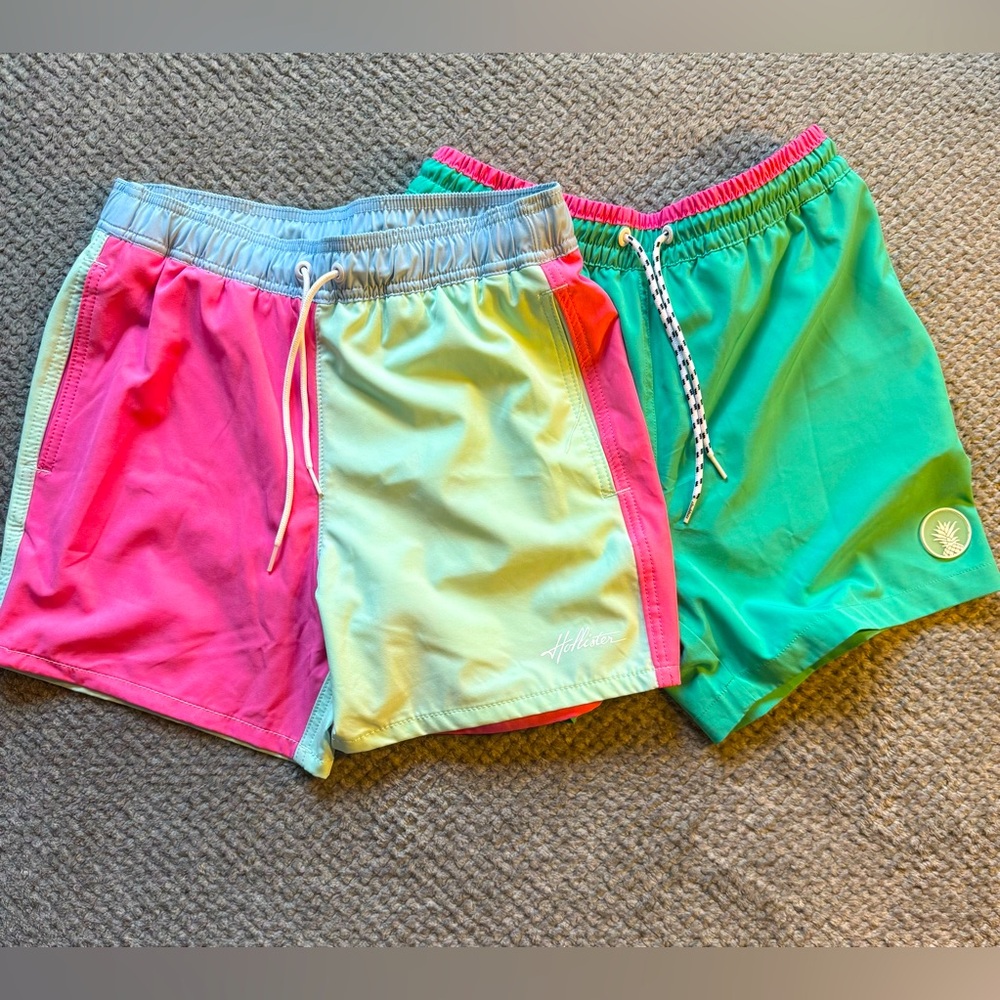Chubbies & Hollister Men’s Swim Shorts 5.5”